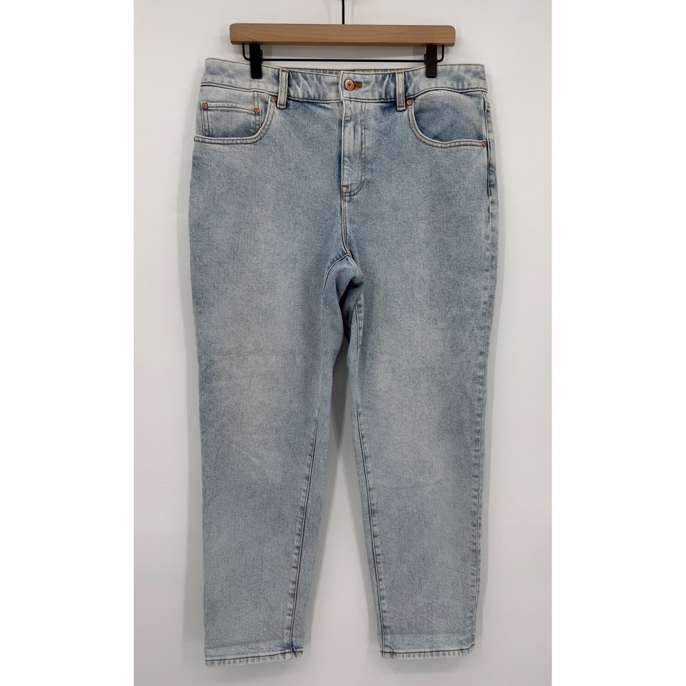 Talbots Jeans Womens 12 Blue Everyday Relaxed‎ Light Wash Denim Pants